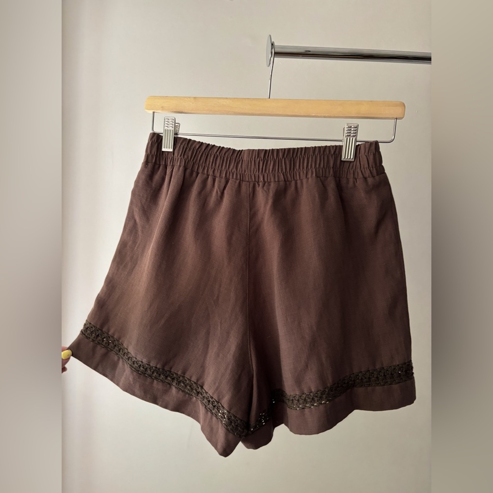 Heartloom Linen Brown High-Waist Lace-Trim Shorts